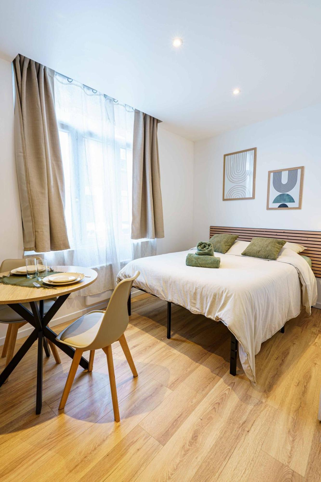Studio Ensoleille 2Pers Wifi Saint-Quentin  Exterior foto